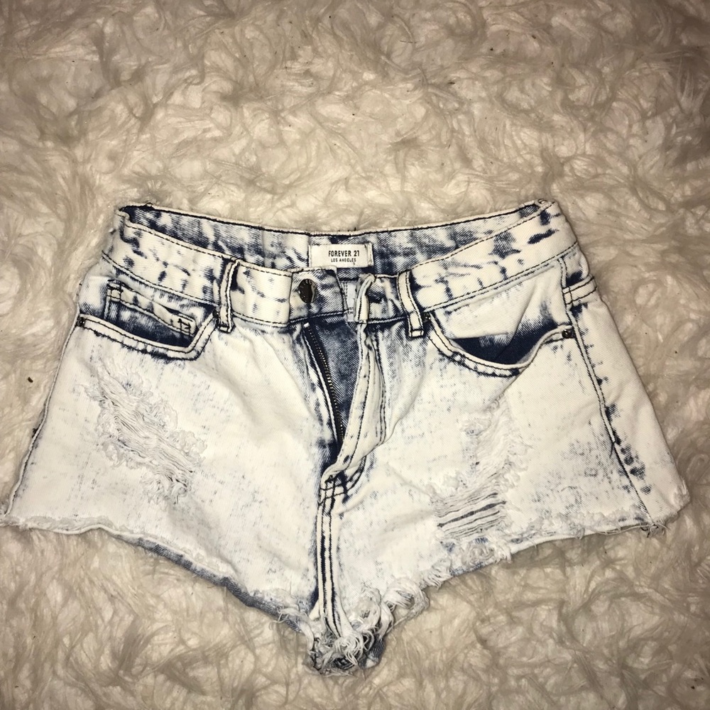 OPEN- MULTIPLE DENIM SHORTS AND BRANDS